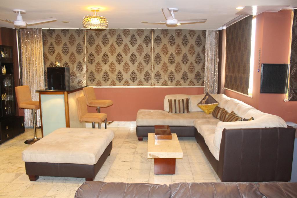 Service Apartments, Park Street, Calcutta Exteriér fotografie